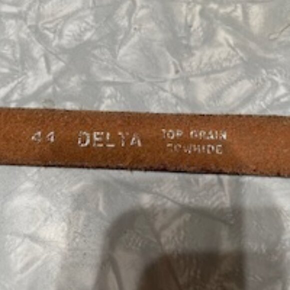 VINTAGE Women's Brown Tooled Leather Belt with Silver Tip & Buckle - Picture 5 of 5